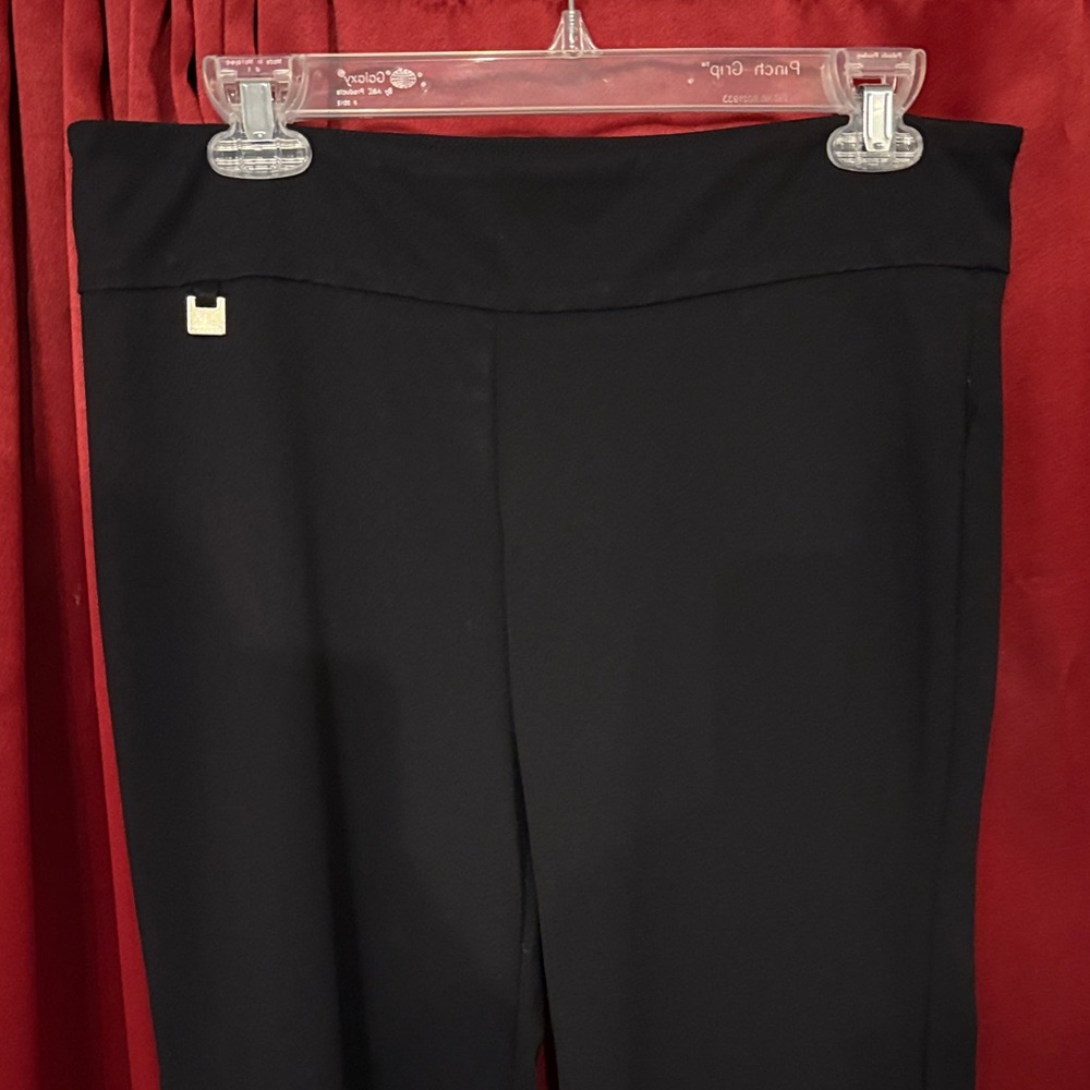 Peck & Peck Classic Black Leggings